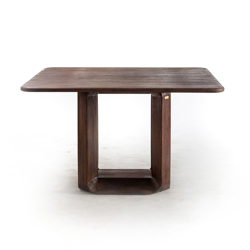 Dining-Table-Watu_01